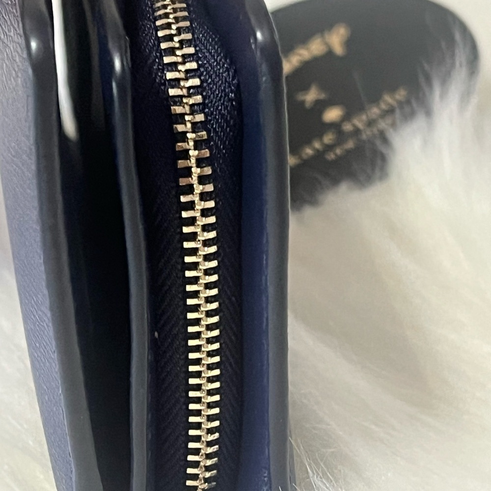 Kate Spade X Disney Lady and the Tramp medium Bifold Wallet Limited Edition NWT - Picture 3 of 8